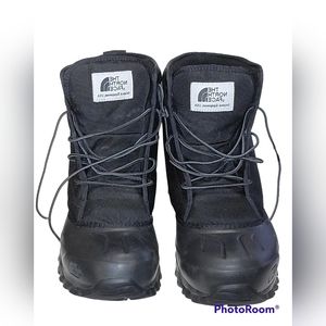 New THE NORTH FACE Men's Tsumoru High Rise Waterproof Snow Boots Size 11 New*